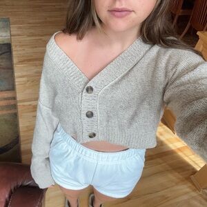 Cute knit cropped sweater from garage